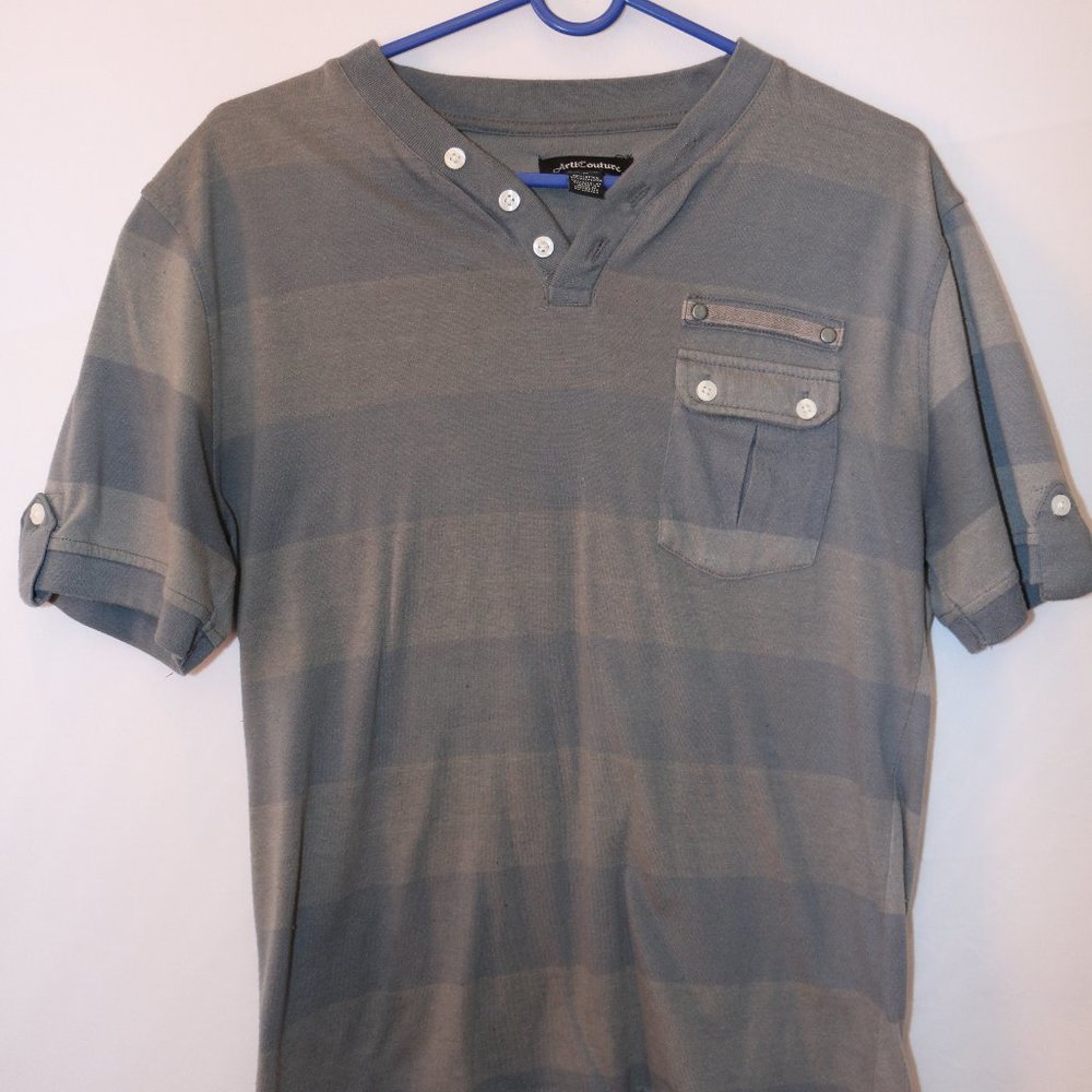 Casual tee shirt